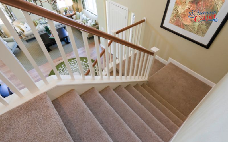 Những điều bạn cần biết về thảm trải cầu thang bền đẹp Những điều bạn cần biết về thảm trải cầu thang bền đẹp