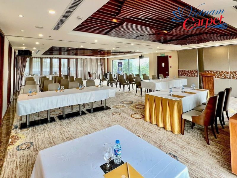 thảm hội trường khách sạn sang trọng